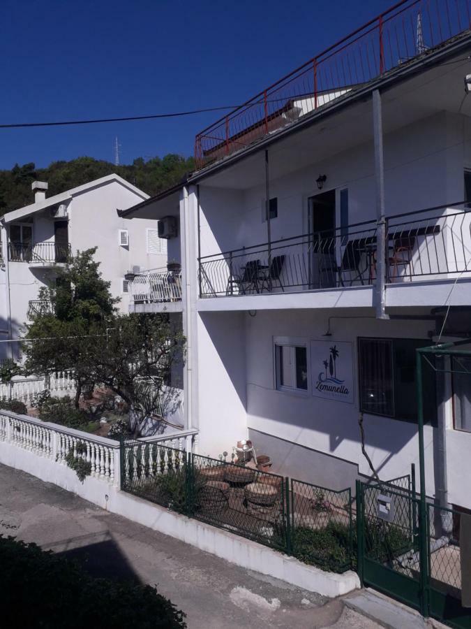 Zemunella Guest House Herceg Novi Exterior foto
